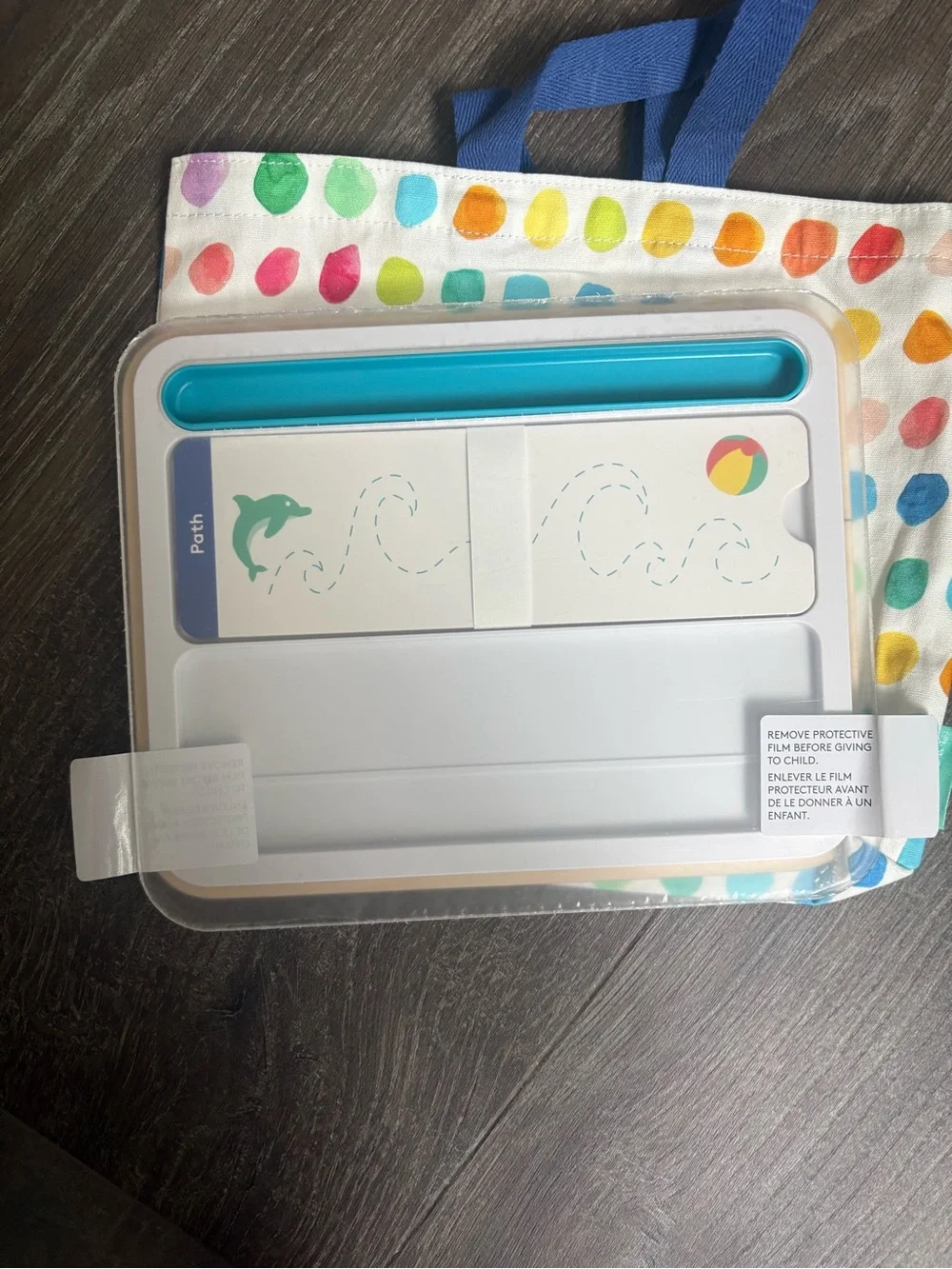 Lovevery Draw, Trace & Erase Board - NEW!